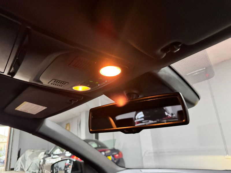 Skoda Octavia 2.0 TDI vRS Euro 5 (s/s) 5dr 5dr Manual 2025