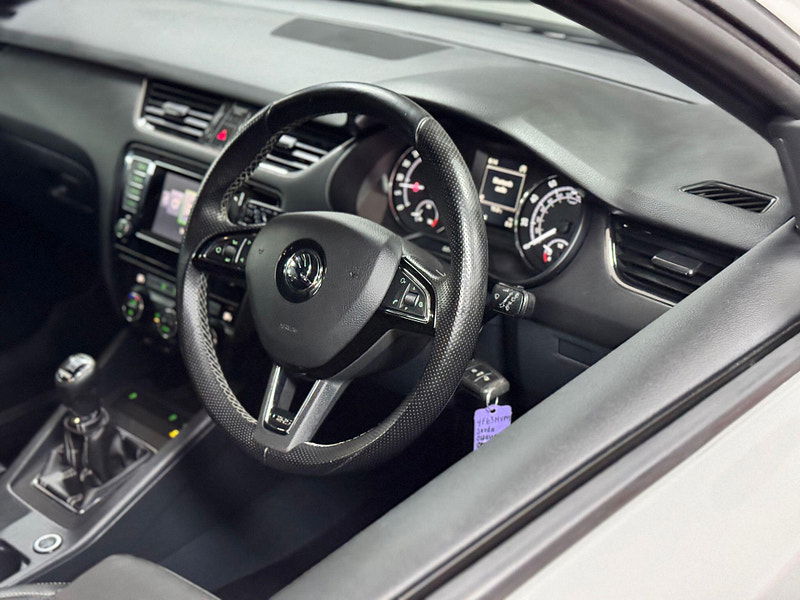 Skoda Octavia 2.0 TDI vRS Euro 5 (s/s) 5dr 5dr Manual 2025