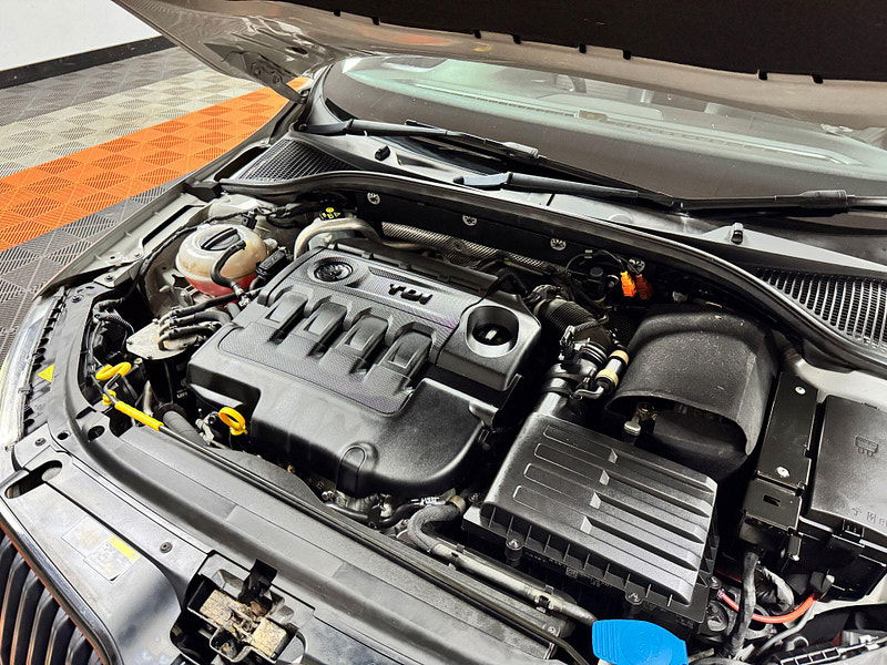 Skoda Octavia 2.0 TDI vRS Euro 5 (s/s) 5dr 5dr Manual 2025