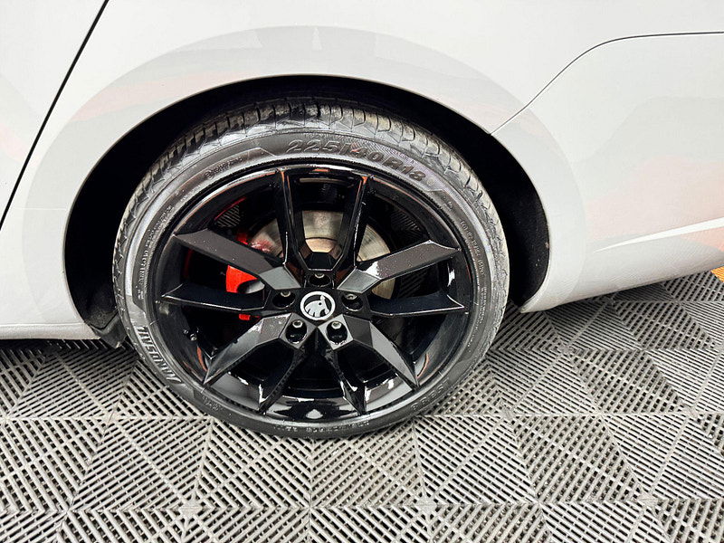 Skoda Octavia 2.0 TDI vRS Euro 5 (s/s) 5dr 5dr Manual 2025