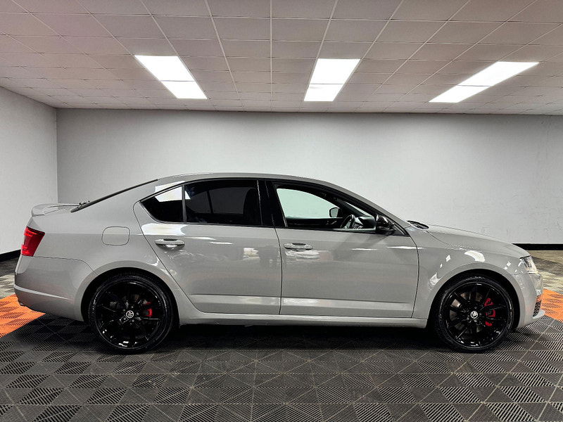 Skoda Octavia 2.0 TDI vRS Euro 5 (s/s) 5dr 5dr Manual 2025