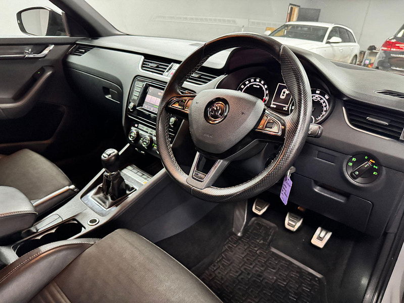 Skoda Octavia 2.0 TDI vRS Euro 5 (s/s) 5dr 5dr Manual 2025