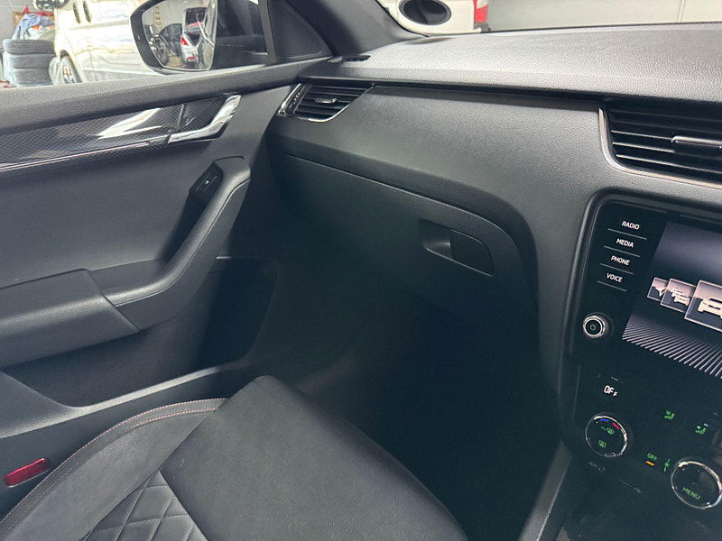 Skoda Octavia 2.0 TDI vRS Euro 6 (s/s) 5dr 5dr Manual 2025