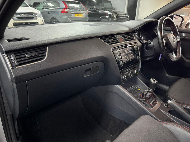Skoda Octavia 2.0 TDI vRS Euro 6 (s/s) 5dr 5dr Manual 2025