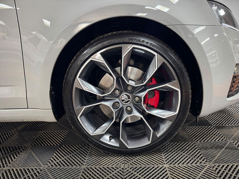 Skoda Octavia 2.0 TDI vRS Euro 6 (s/s) 5dr 5dr Manual 2025