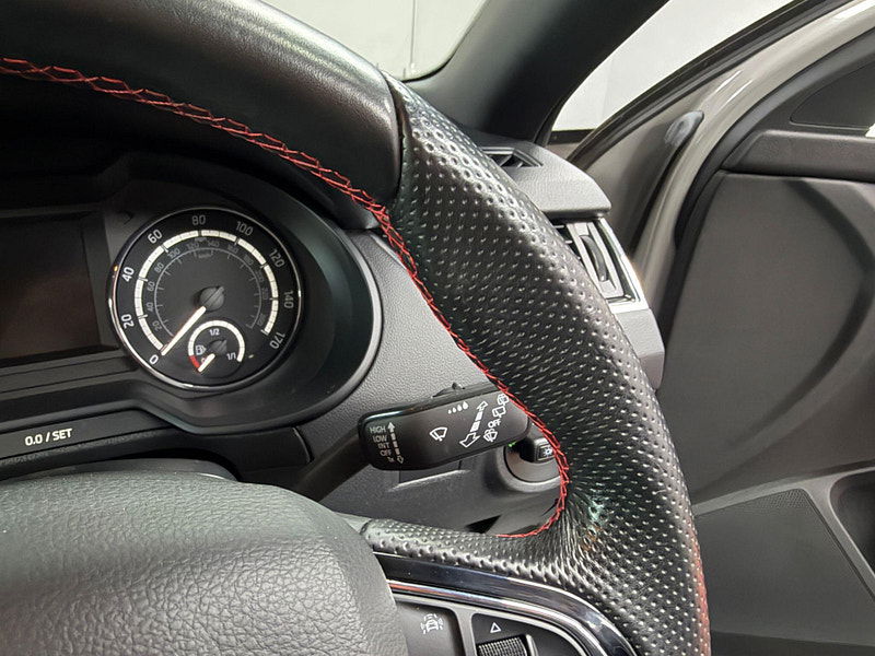 Skoda Octavia 2.0 TDI vRS Euro 6 (s/s) 5dr (SNav) 5dr Manual 2026