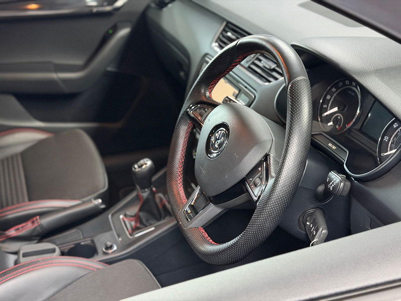 Skoda Octavia 2.0 TDI vRS Euro 6 (s/s) 5dr (SNav) 5dr Manual 2026