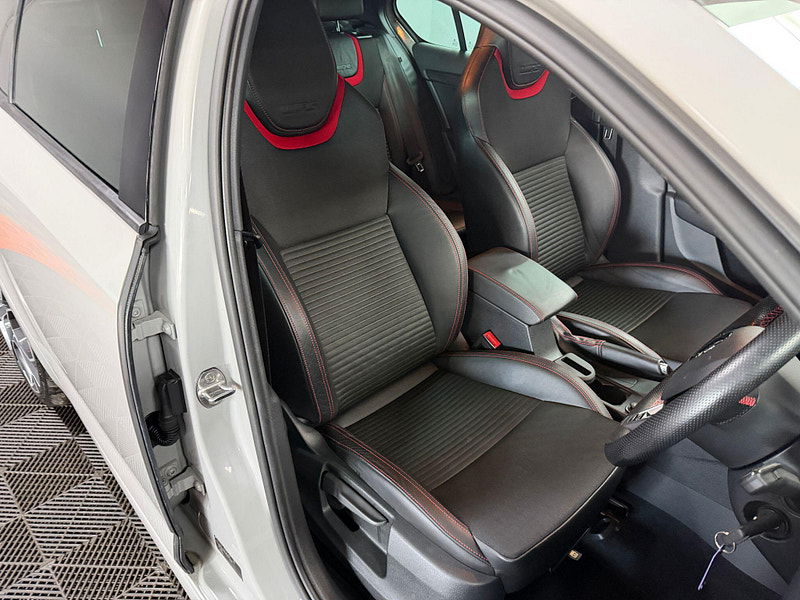 Skoda Octavia 2.0 TDI vRS Euro 6 (s/s) 5dr (SNav) 5dr Manual 2026