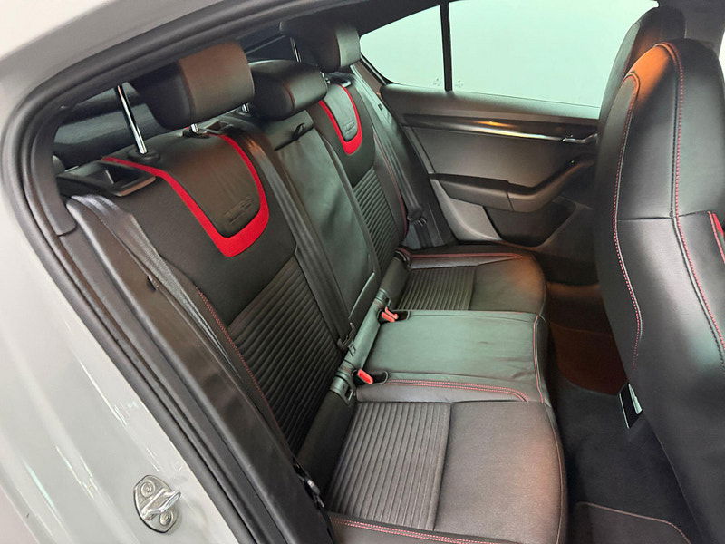 Skoda Octavia 2.0 TDI vRS Euro 6 (s/s) 5dr (SNav) 5dr Manual 2026