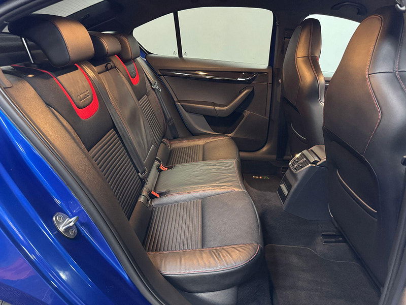 Skoda Octavia 2.0 TDI vRS Hatchback 5dr Diesel Manual Euro 6 (s/s) (184 ps) 5dr Manual 2025