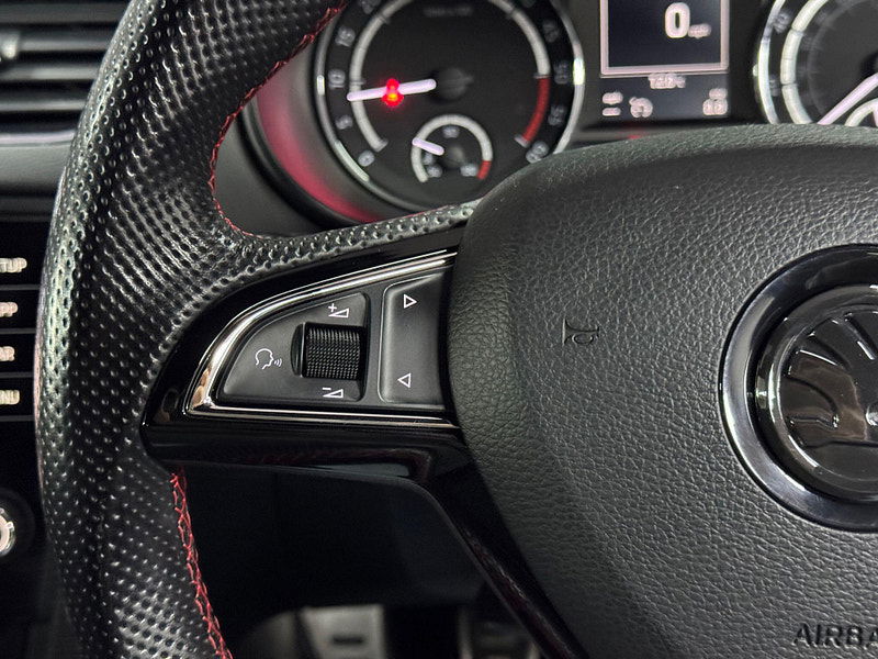 Skoda Octavia 2.0 TDI vRS Hatchback 5dr Diesel Manual Euro 6 (s/s) (184 ps) 5dr Manual 2025