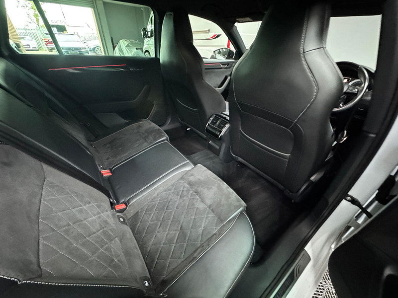 Skoda Superb 2.0 TDI SportLine DSG Auto 6Spd Euro 6 (s/s) 5dr 5dr Automatic 2025