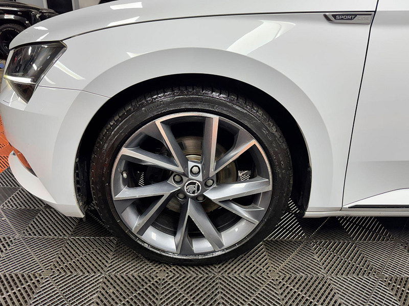 Skoda Superb 2.0 TDI SportLine DSG Auto 6Spd Euro 6 (s/s) 5dr 5dr Automatic 2025