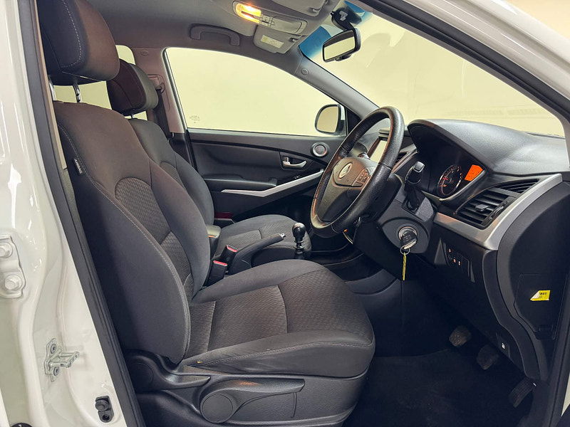 Ssangyong Korando 2.2D LE Euro 6 5dr 5dr Manual 2025