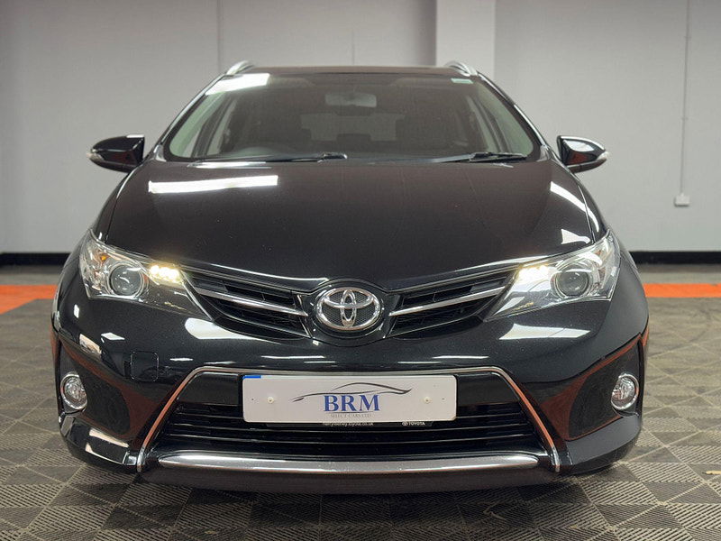 Toyota Auris 1.6 V-Matic Icon Touring Sports Euro 5 5dr 5dr Manual 2024