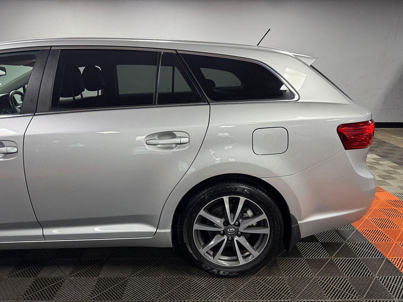 Toyota Avensis 2.0 D-4D TR Tourer Euro 5 5dr 5dr Manual 2026