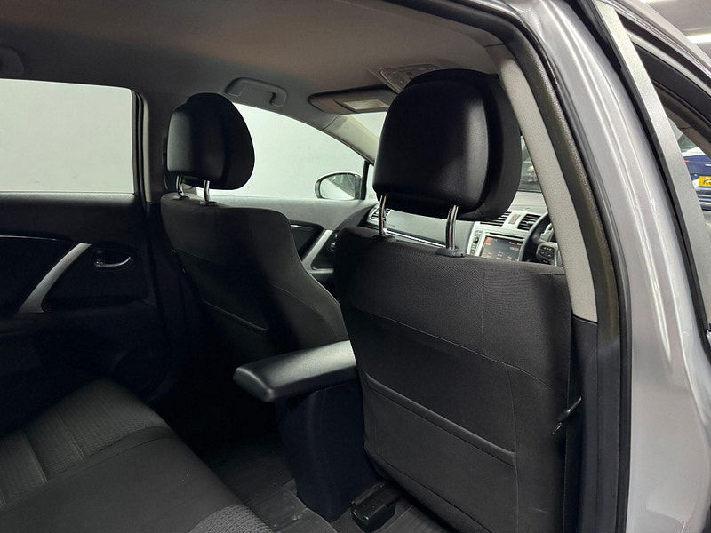 Toyota Avensis 2.0 D-4D TR Tourer Euro 5 5dr 5dr Manual 2026