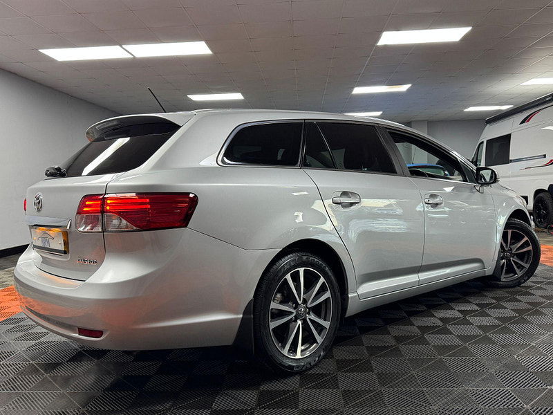 Toyota Avensis 2.0 D-4D TR Tourer Euro 5 5dr 5dr Manual 2026