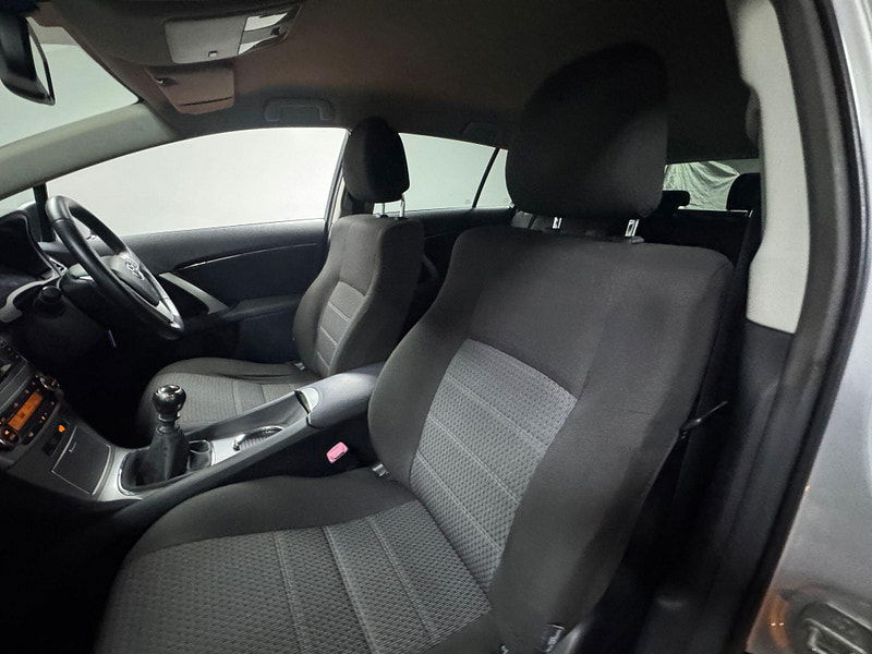 Toyota Avensis 2.0 D-4D TR Tourer Euro 5 5dr 5dr Manual 2026