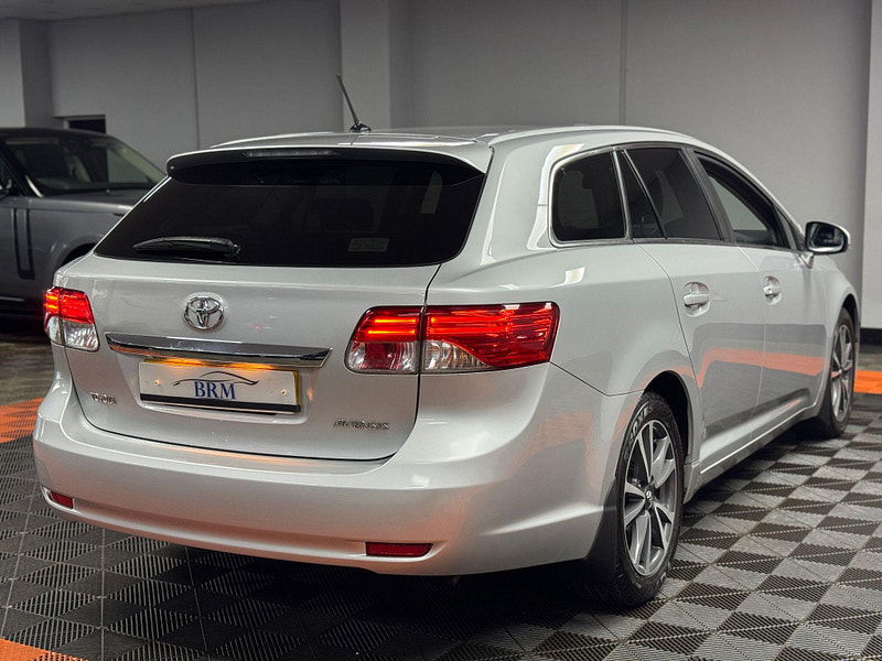 Toyota Avensis 2.0 D-4D TR Tourer Euro 5 5dr 5dr Manual 2026