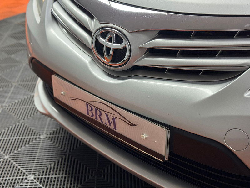 Toyota Avensis 2.0 D-4D TR Tourer Euro 5 5dr 5dr Manual 2026