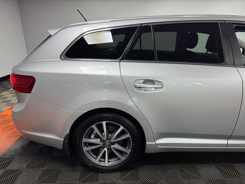 Toyota Avensis 2.0 D-4D TR Tourer Euro 5 5dr 5dr Manual 2026