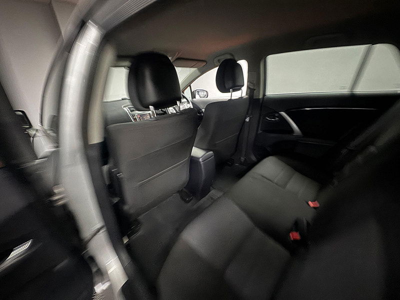 Toyota Avensis 2.0 D-4D TR Tourer Euro 5 5dr 5dr Manual 2026