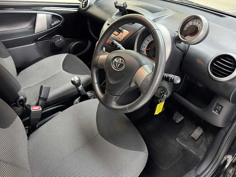 Toyota Aygo 1.0 VVT-i Mode Euro 5 5dr 5dr Manual 2025