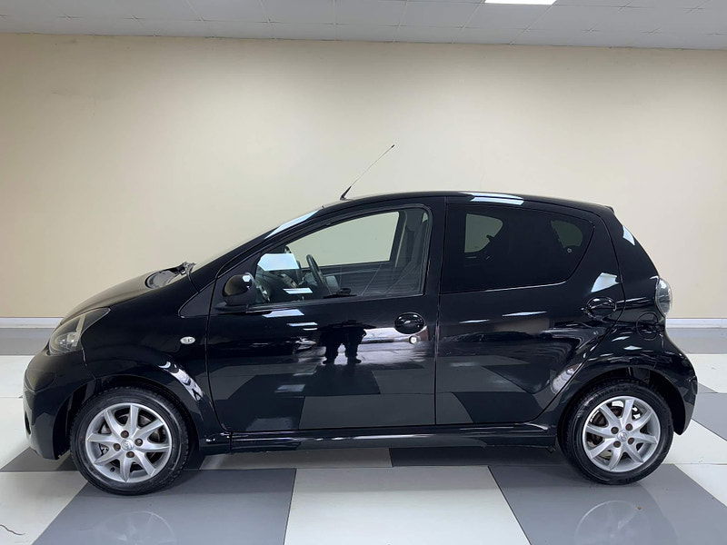 Toyota Aygo 1.0 VVT-i Mode Euro 5 5dr 5dr Manual 2025