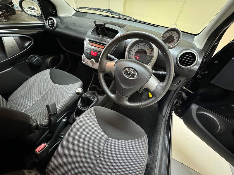 Toyota Aygo 1.0 VVT-i Mode Euro 5 5dr 5dr Manual 2025