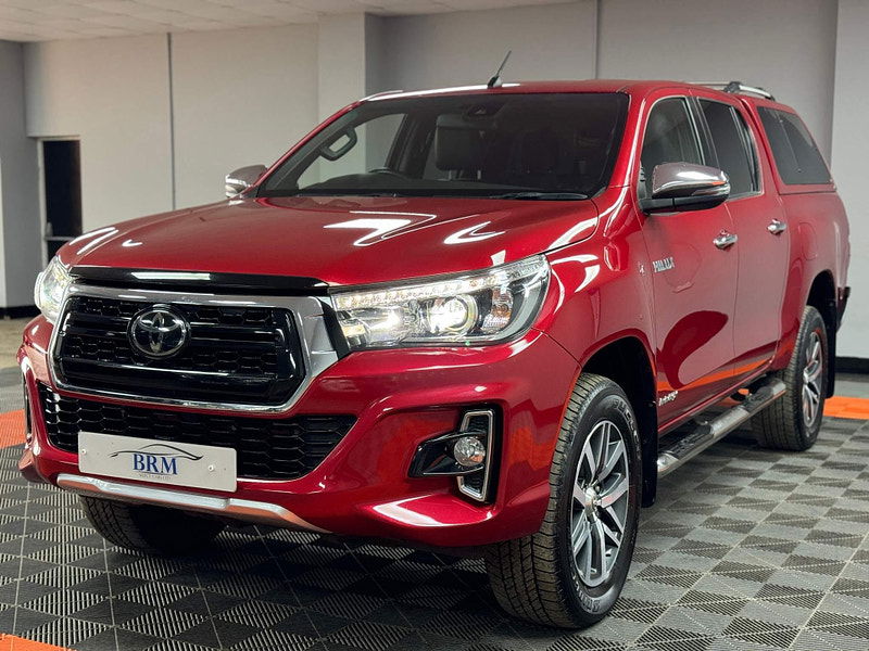 Toyota Hilux 2.4 D-4D Invincible X Auto 4WD Euro 6 4dr (TSS, 3.5t) 4dr Automatic 2024