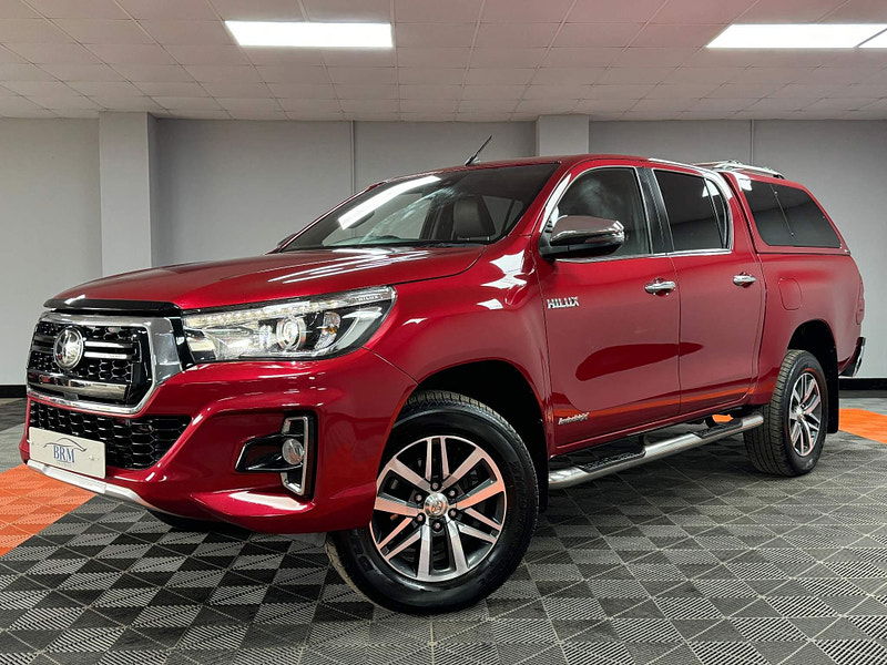 Toyota Hilux 2.4 D-4D Invincible X Auto 4WD Euro 6 4dr (TSS, 3.5t) 4dr Automatic 2024