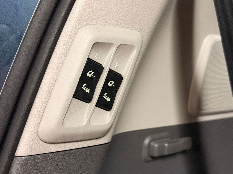 Toyota Land Cruiser 3.0 D-4D LC4 Auto 4WD Euro 5 5dr 5dr Automatic 2026