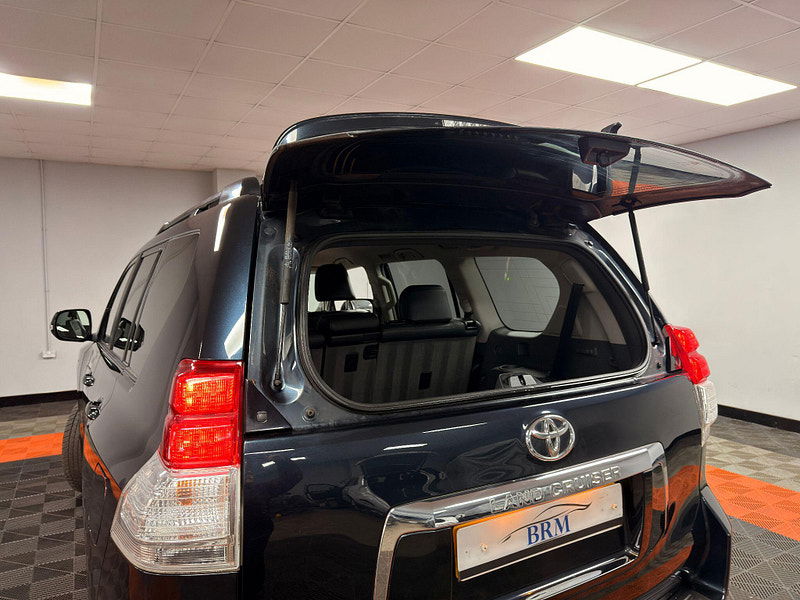 Toyota Land Cruiser 3.0 D-4D LC4 Auto 4WD Euro 5 5dr 5dr Automatic 2026