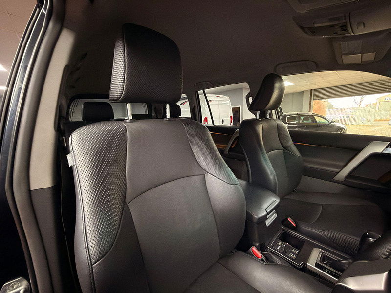 Toyota Land Cruiser 3.0 D-4D LC4 Auto 4WD Euro 5 5dr 5dr Automatic 2026