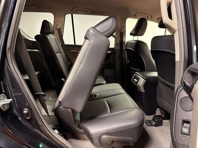 Toyota Land Cruiser 3.0 D-4D LC4 Auto 4WD Euro 5 5dr 5dr Automatic 2026