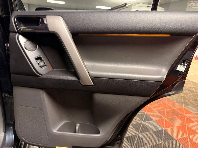 Toyota Land Cruiser 3.0 D-4D LC4 Auto 4WD Euro 5 5dr 5dr Automatic 2026