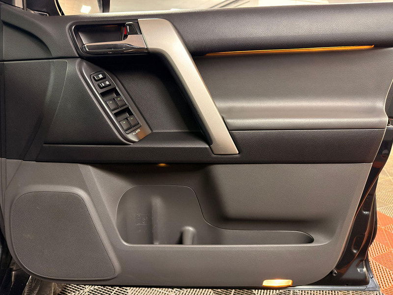 Toyota Land Cruiser 3.0 D-4D LC4 Auto 4WD Euro 5 5dr 5dr Automatic 2026