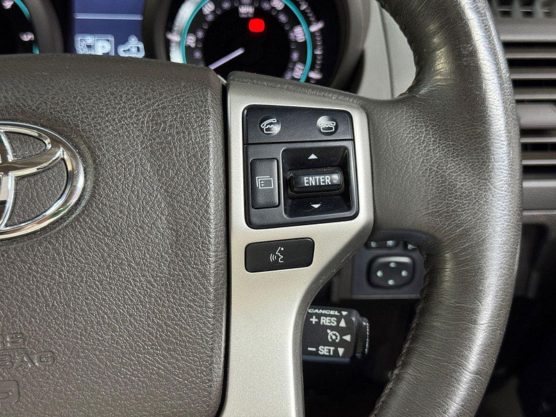 Toyota Land Cruiser 3.0 D-4D LC5 Auto 4WD Euro 5 5dr 5dr Automatic 2025