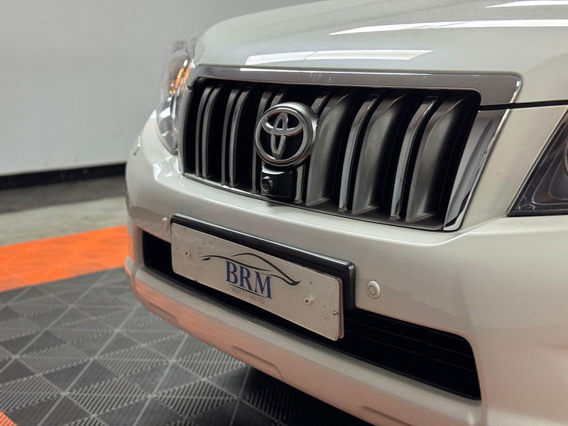 Toyota Land Cruiser 3.0 D-4D LC5 Auto 4WD Euro 5 5dr 5dr Automatic 2025