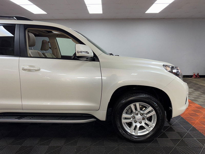 Toyota Land Cruiser 3.0 D-4D LC5 Auto 4WD Euro 5 5dr 5dr Automatic 2025