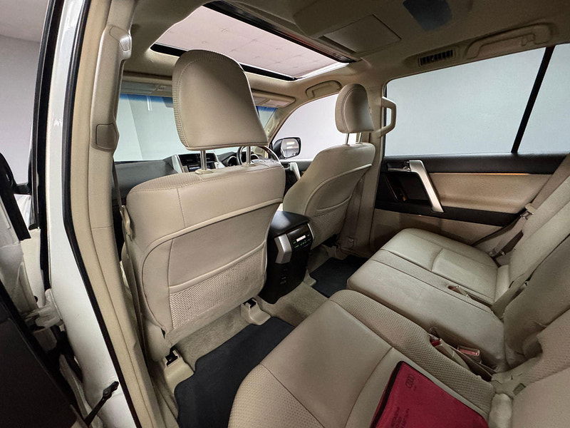 Toyota Land Cruiser 3.0 D-4D LC5 Auto 4WD Euro 5 5dr 5dr Automatic 2025
