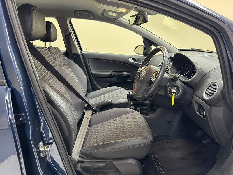 Vauxhall Corsa 1.4 16V SE Euro 5 5dr 5dr Manual 2025