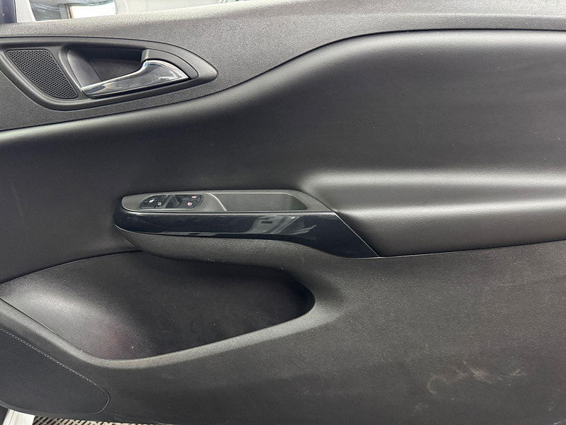 Vauxhall Corsa 1.6i Turbo VXR Euro 6 3dr 3dr Manual 2025