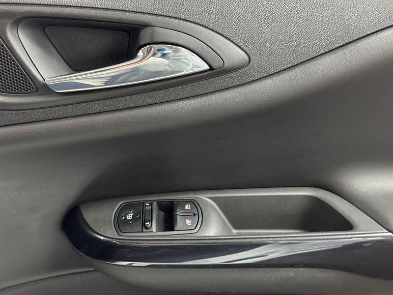 Vauxhall Corsa 1.6i Turbo VXR Euro 6 3dr 3dr Manual 2025