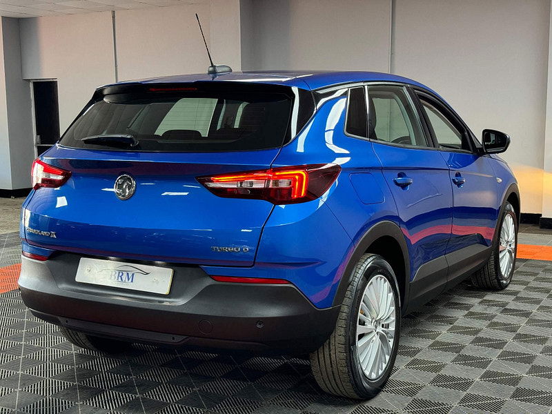 Vauxhall Grandland X 1.6 Turbo D BlueInjection SE Euro 6 (s/s) 5dr 5dr Manual 2024