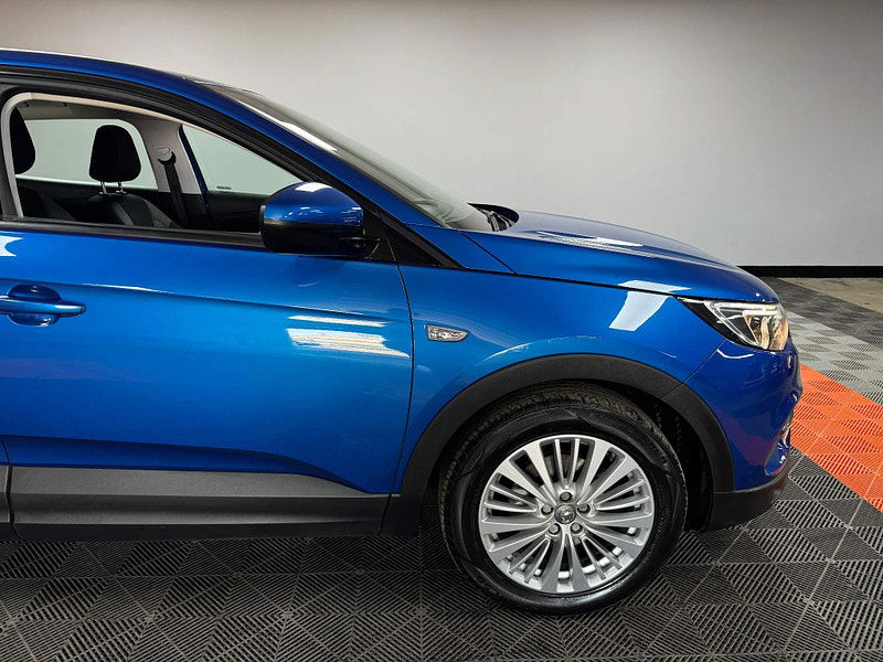 Vauxhall Grandland X 1.6 Turbo D BlueInjection SE Euro 6 (s/s) 5dr 5dr Manual 2024