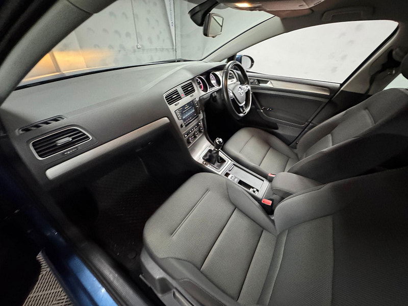 Volkswagen Golf 1.6 TDI BlueMotion Tech Match Euro 6 (s/s) 5dr 5dr Manual 2025