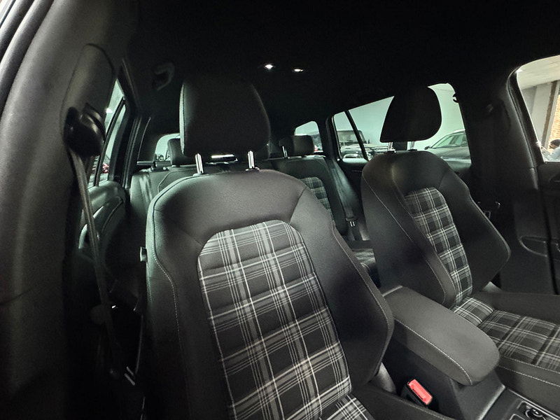 Volkswagen Golf 2.0 TDI BlueMotion Tech GT Edition Euro 6 (s/s) 5dr 5dr Manual 2025