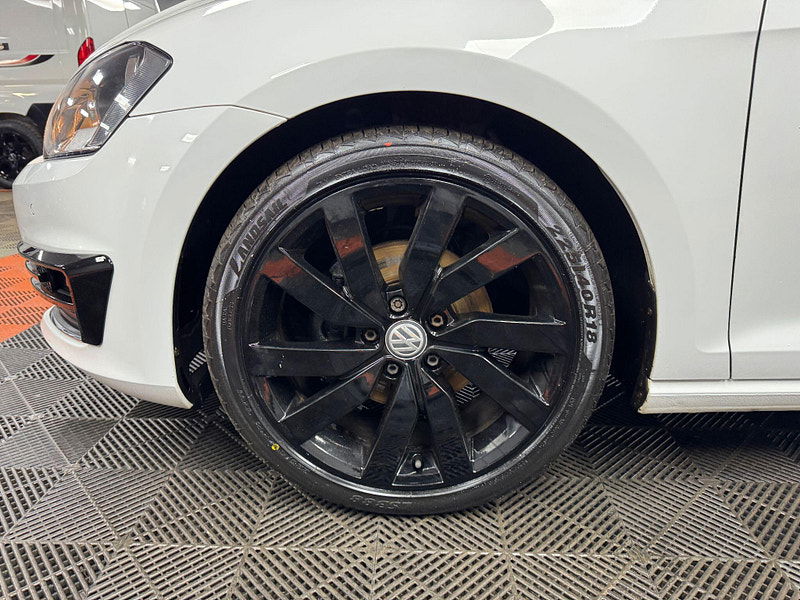 Volkswagen Golf 2.0 TDI BlueMotion Tech GT Edition Euro 6 (s/s) 5dr 5dr Manual 2026